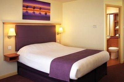 Premier Centre - Duke Street 3*
